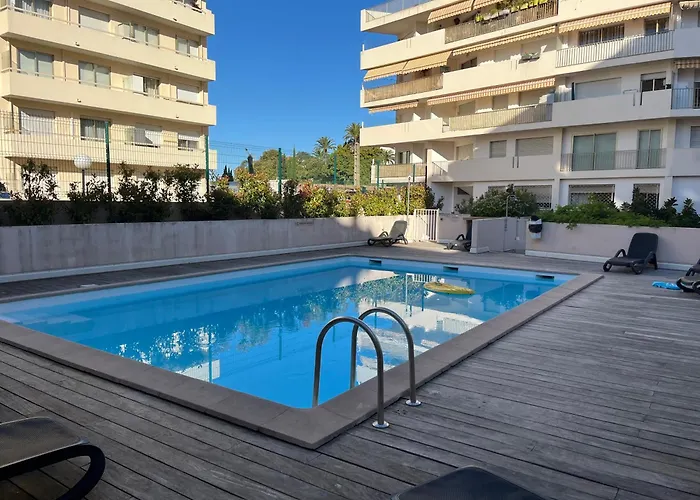 Fantastic Located Cannes
